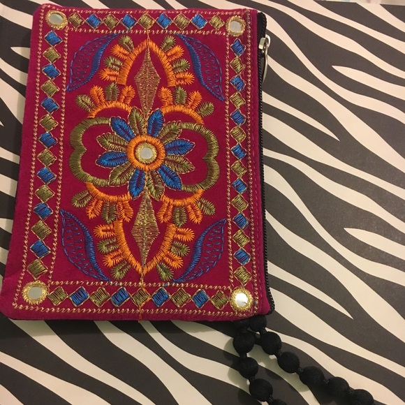 Wristlet bag - Picture 3 of 7